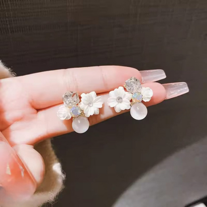 Flower Crystal Korean Earrings – Elegant Women’s Fashion Jewelry In Multiple Colors (black, Blue, Red, Yellow, Green, Sky Blue, Purple, Light Pink, Dark Pink (axt-104)